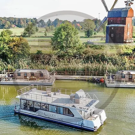 Botel Cozy Ship In Havelsee With Kitchen Milower Land