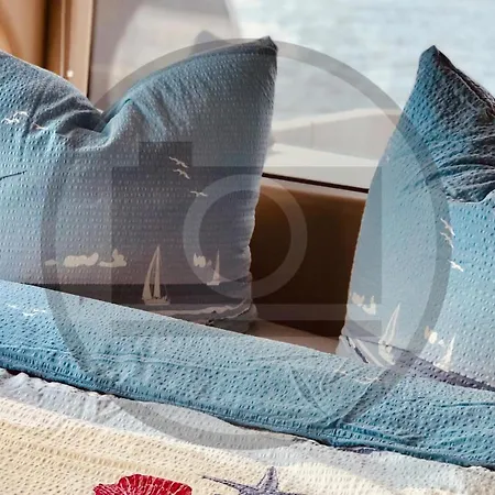 Cozy Ship In Havelsee With Kitchen Milower Land
