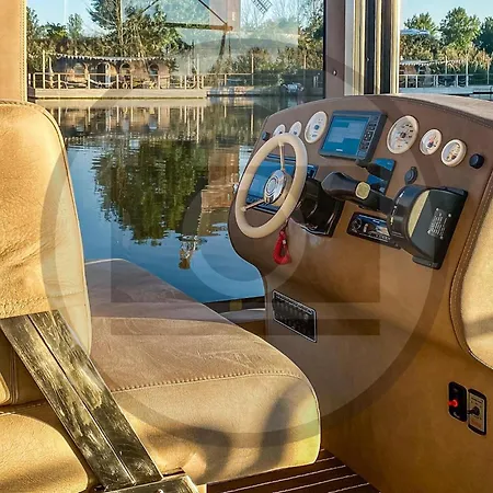 Botel Cozy Ship In Havelsee With Kitchen *