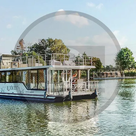 Botel Cozy Ship In Havelsee With Kitchen *